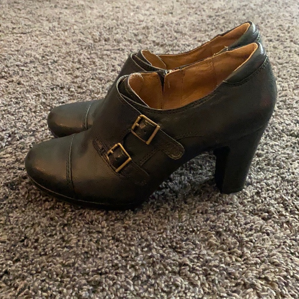 Black Leather Shooties